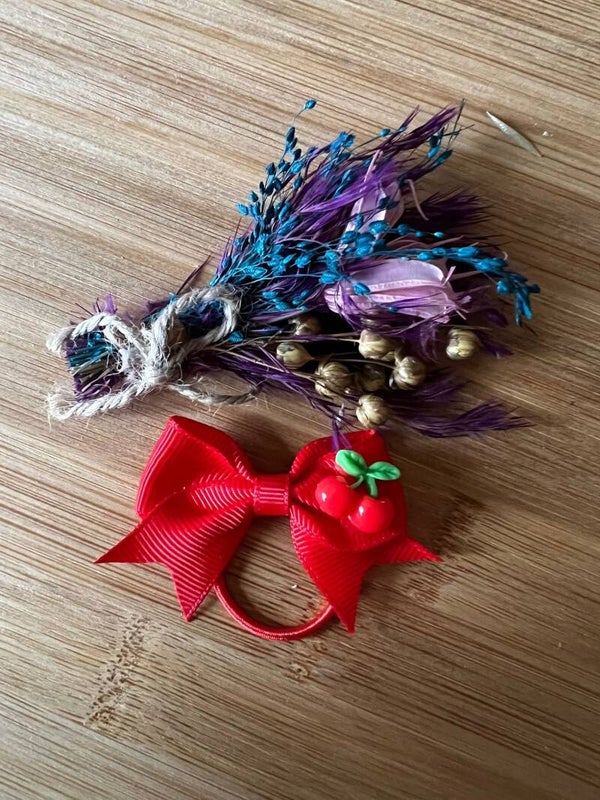 Strik elastiekje kers