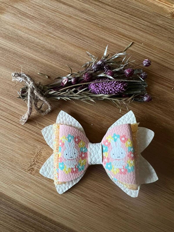 Nijntje gele glitter bloem