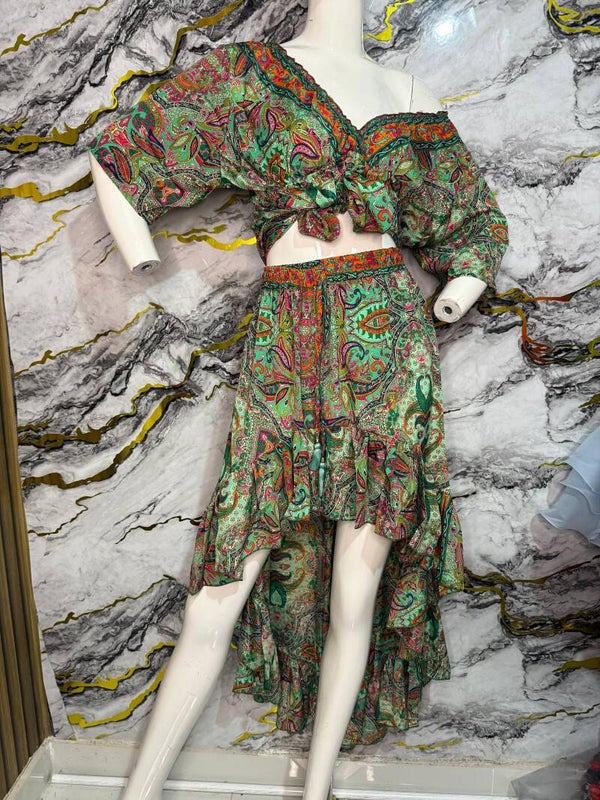 CONJUNTO "ASIMETRICO VERDE"