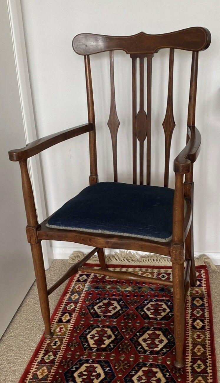 EDWARDIAN MAHOGANY ARMCHAIR