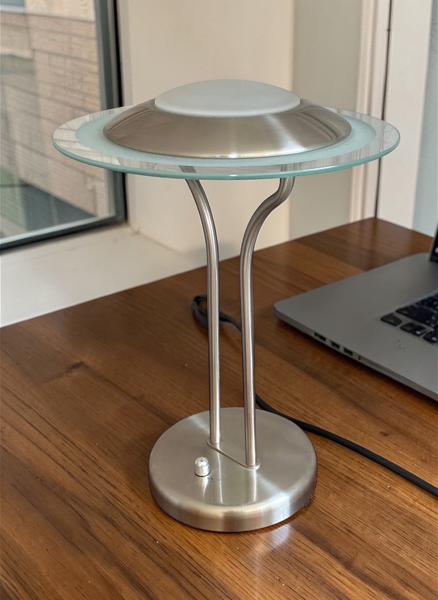 SLEEK SATURN INSPIRED CHROME TABLE LAMP