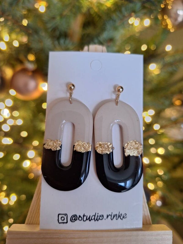 CHIC Bold Oval