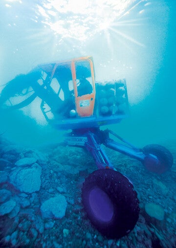 Alain_Blumer_Unterwasser_Bagger_Reuss_Luzern_alainblumer.ch
