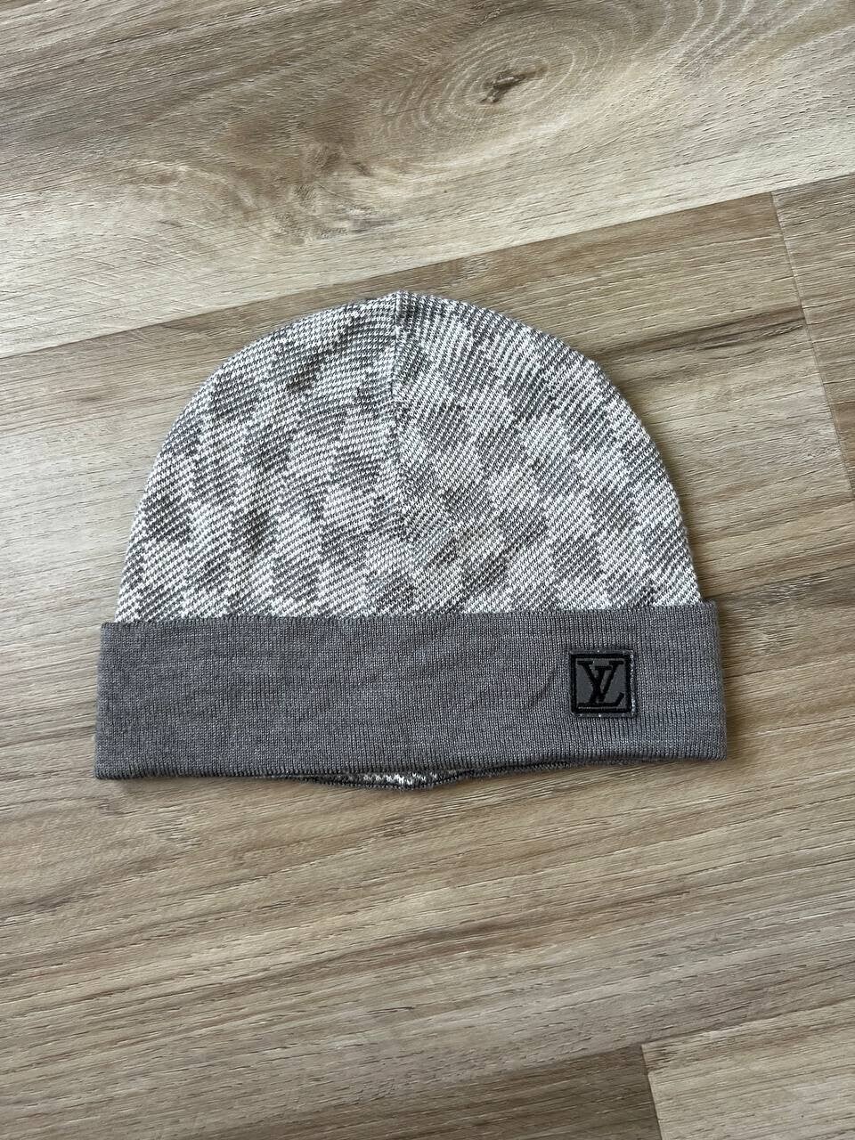 LV beanie grey 1:1