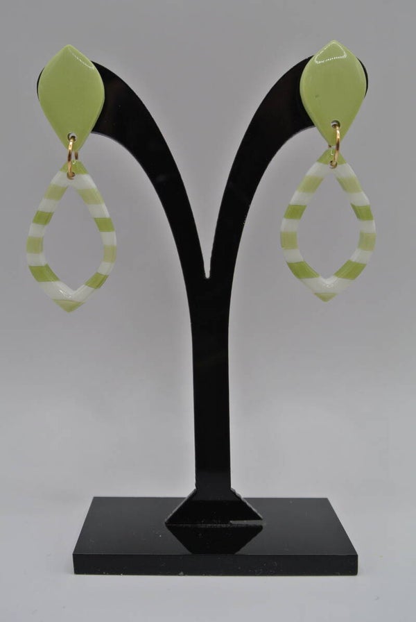 Druppel streepjes hol