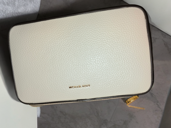Michael Kors Medium Pebbled Leather Tech Organizer