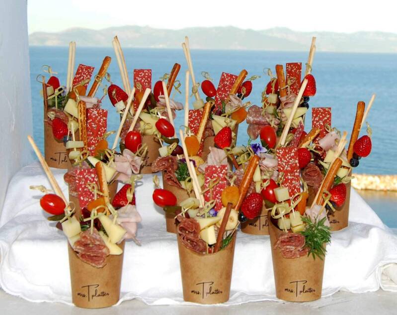 Χάρτινα ποτήρια ατομικά αλλαντικών τυριών