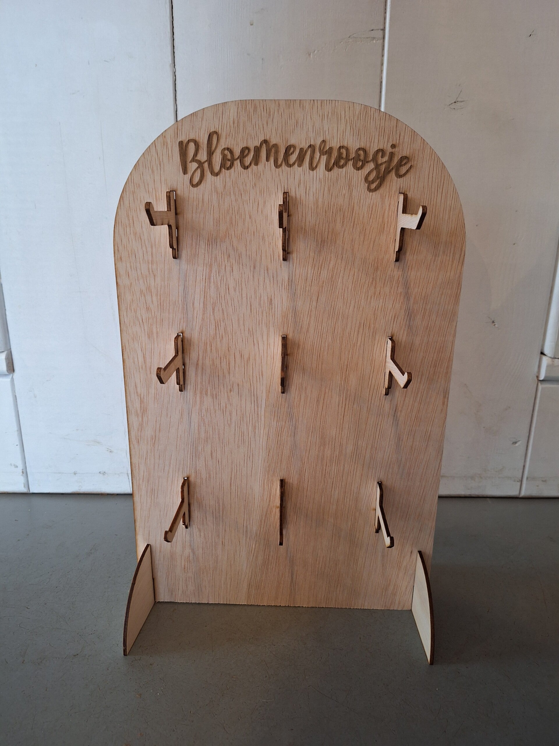 Leeg display 9 haken