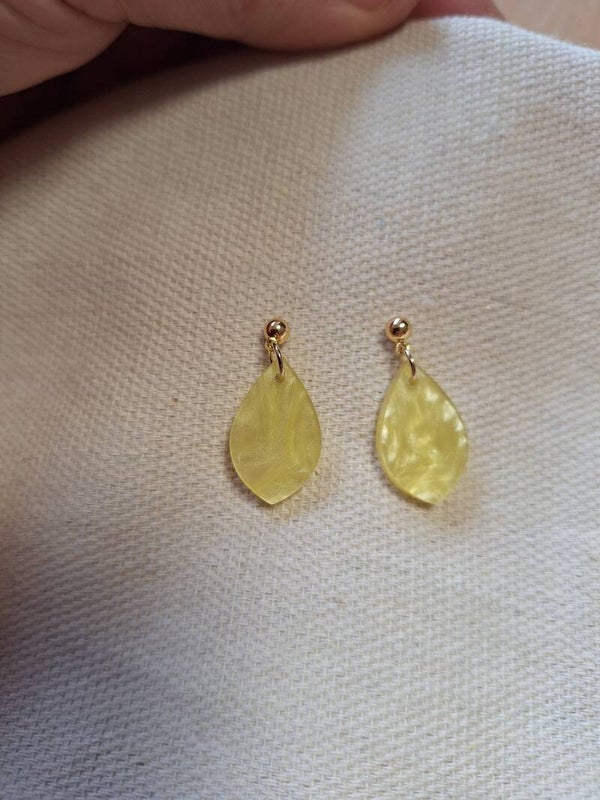 Oorbel Lot Lichtgeel