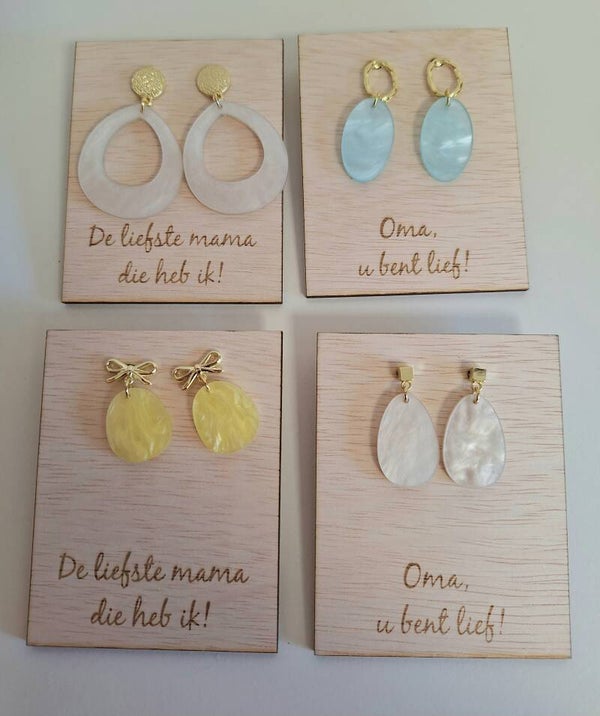 Houten oorbelkaartje Mama/oma