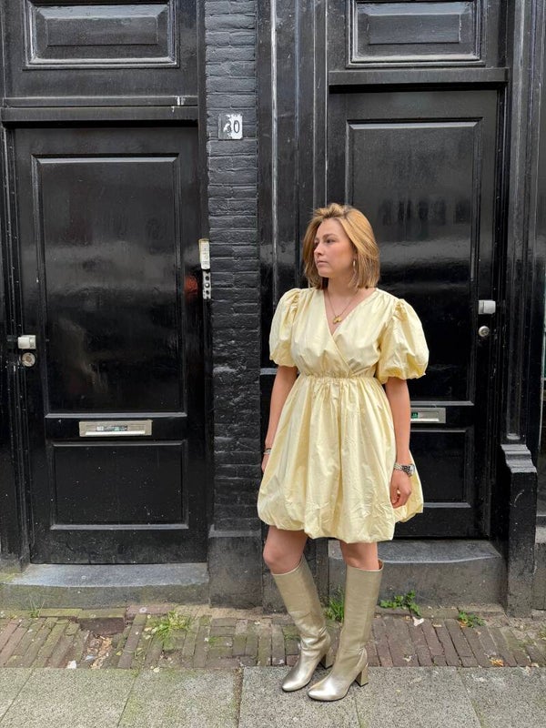 The Bella Balloon Dress geel