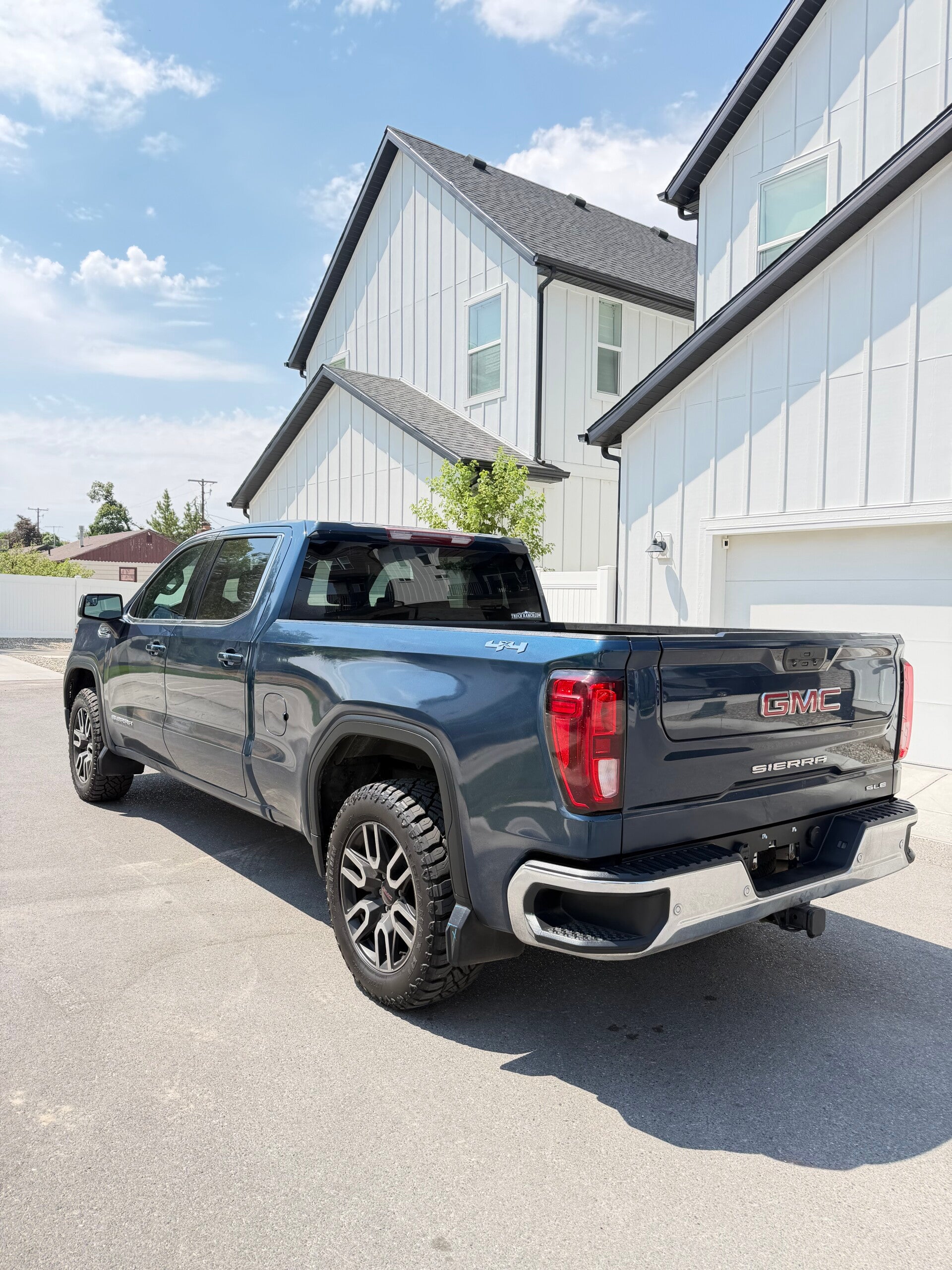 2022 GMC Sierra 1500 Limited SLE - Photo 7