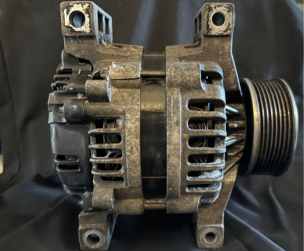 Mercedes-Benz Actros MP4 /MP5 Generator A 014 154 74 02 Original  24V - 100A