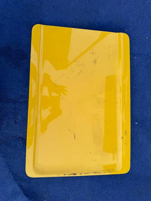 Scania NTG Staufachklappe in Gelb gebraucht