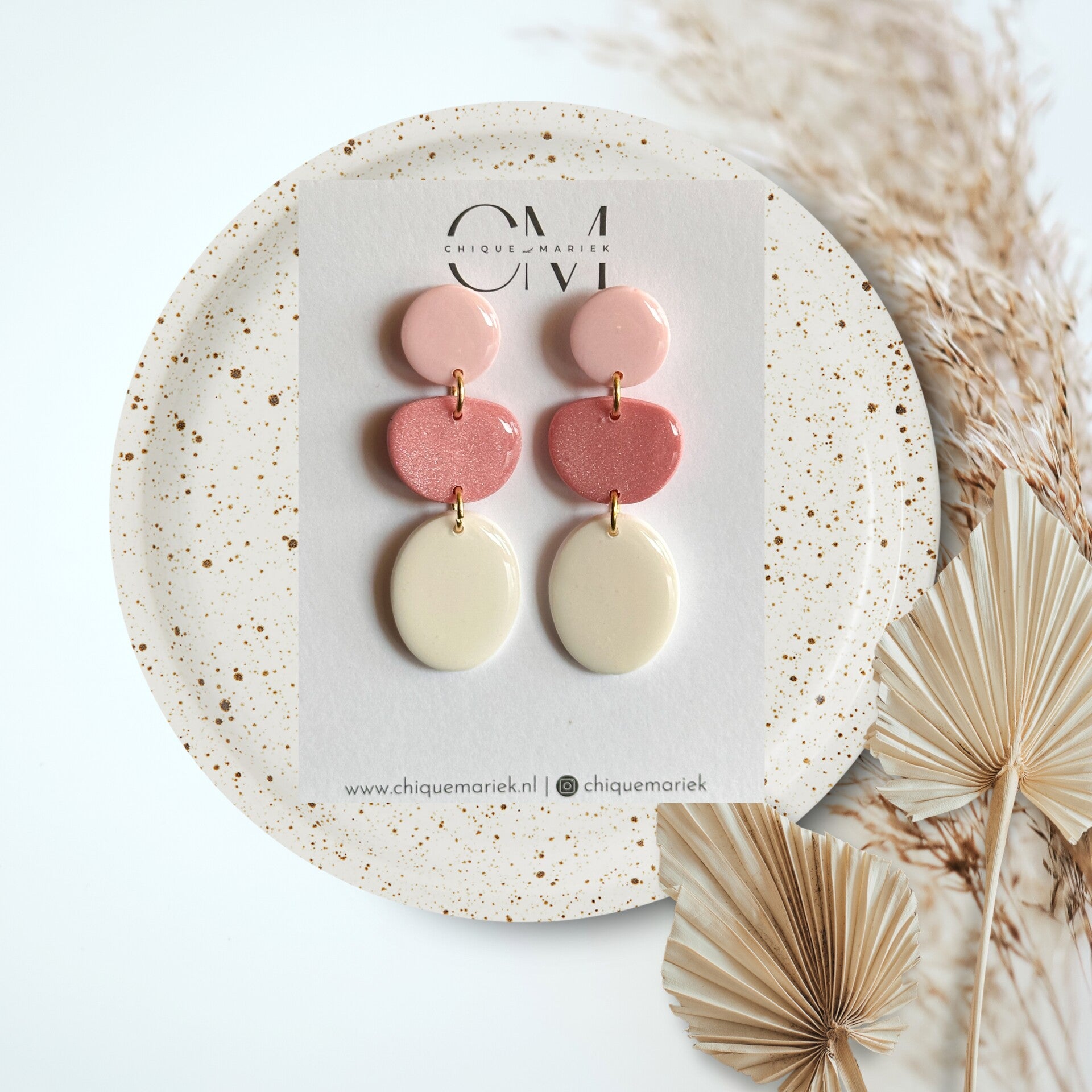 Chique shiny rose collection