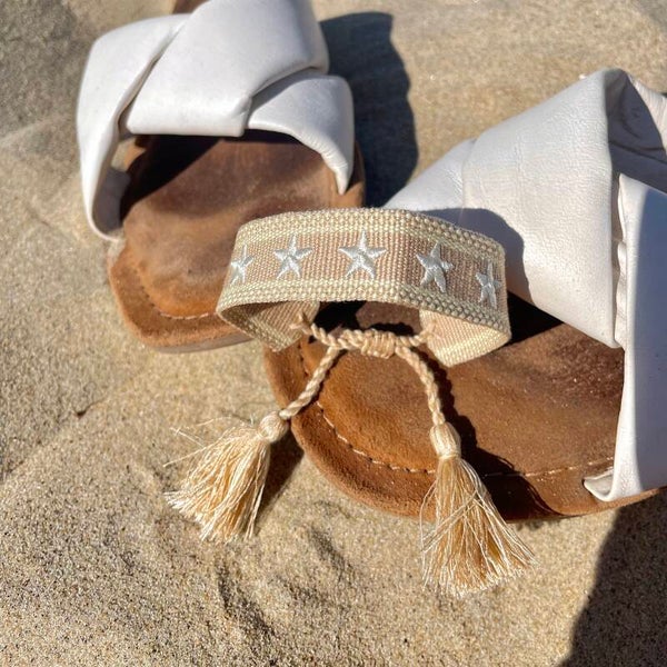 Stars armband beige