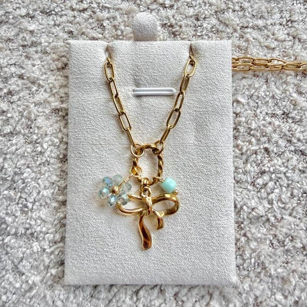 Fleur necklace