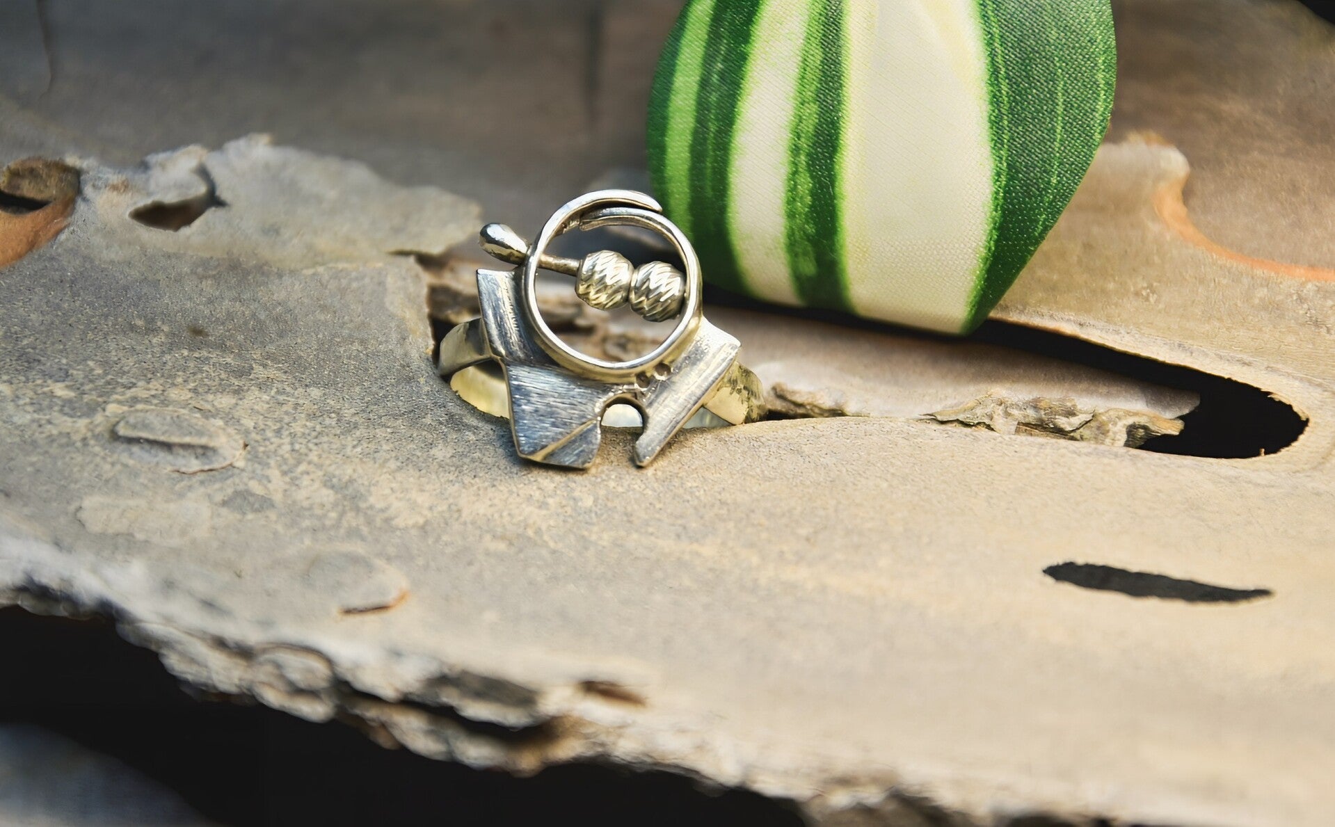 Anello Pezzo Unico!