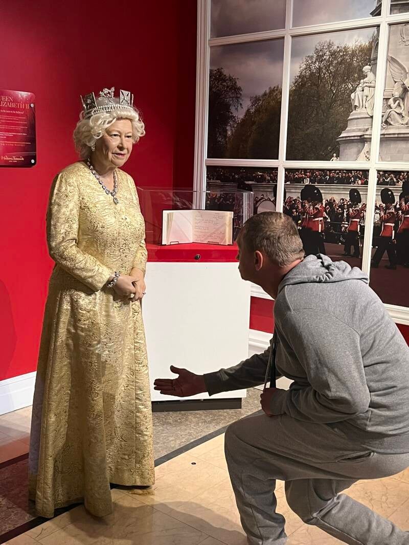 Tim &amp; The Queen 