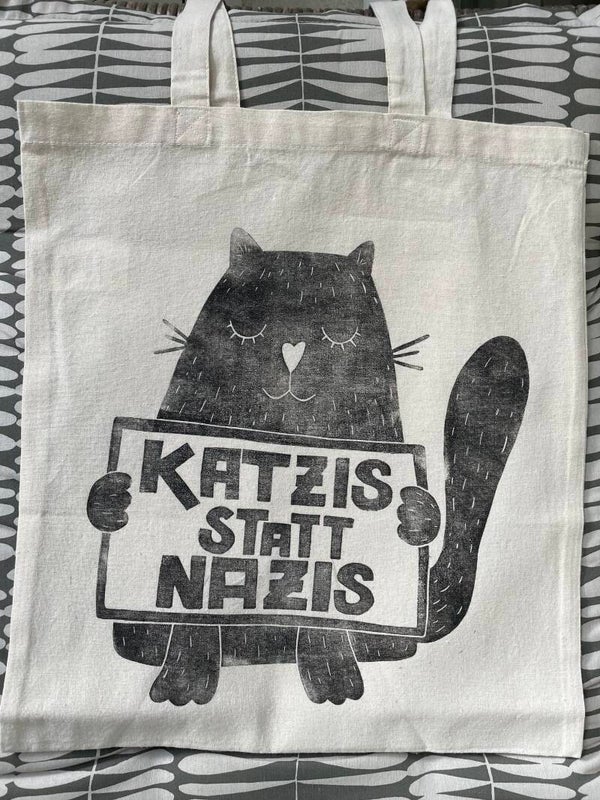 2. WAHL NR. 5 "Katzis statt Nazis" – Original Linoldruck auf Jutebeutel