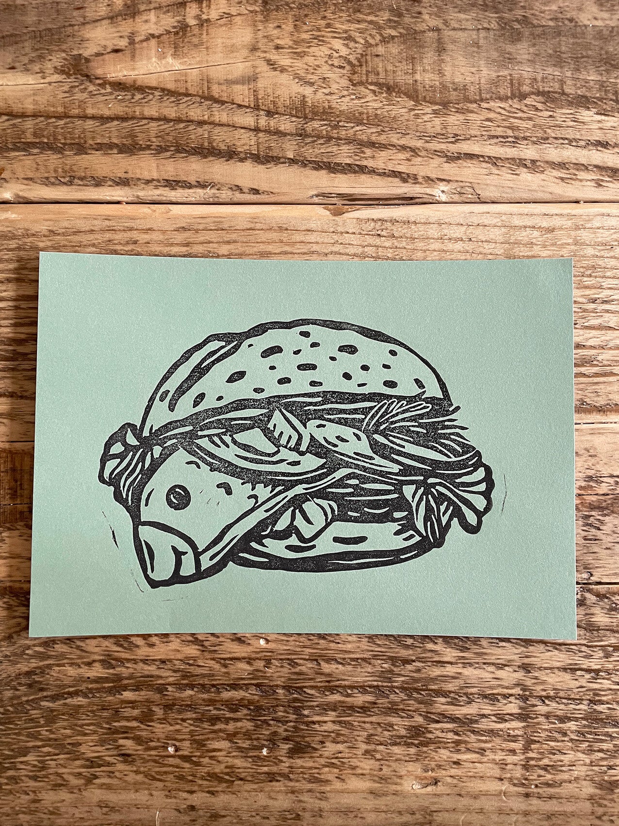 Original Linoldruck Fischbrötchen auf Greygreen