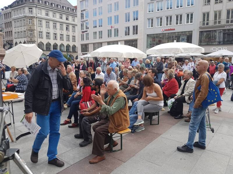Meine Verasnstaltung auf dem Münchner Marienplatz 1