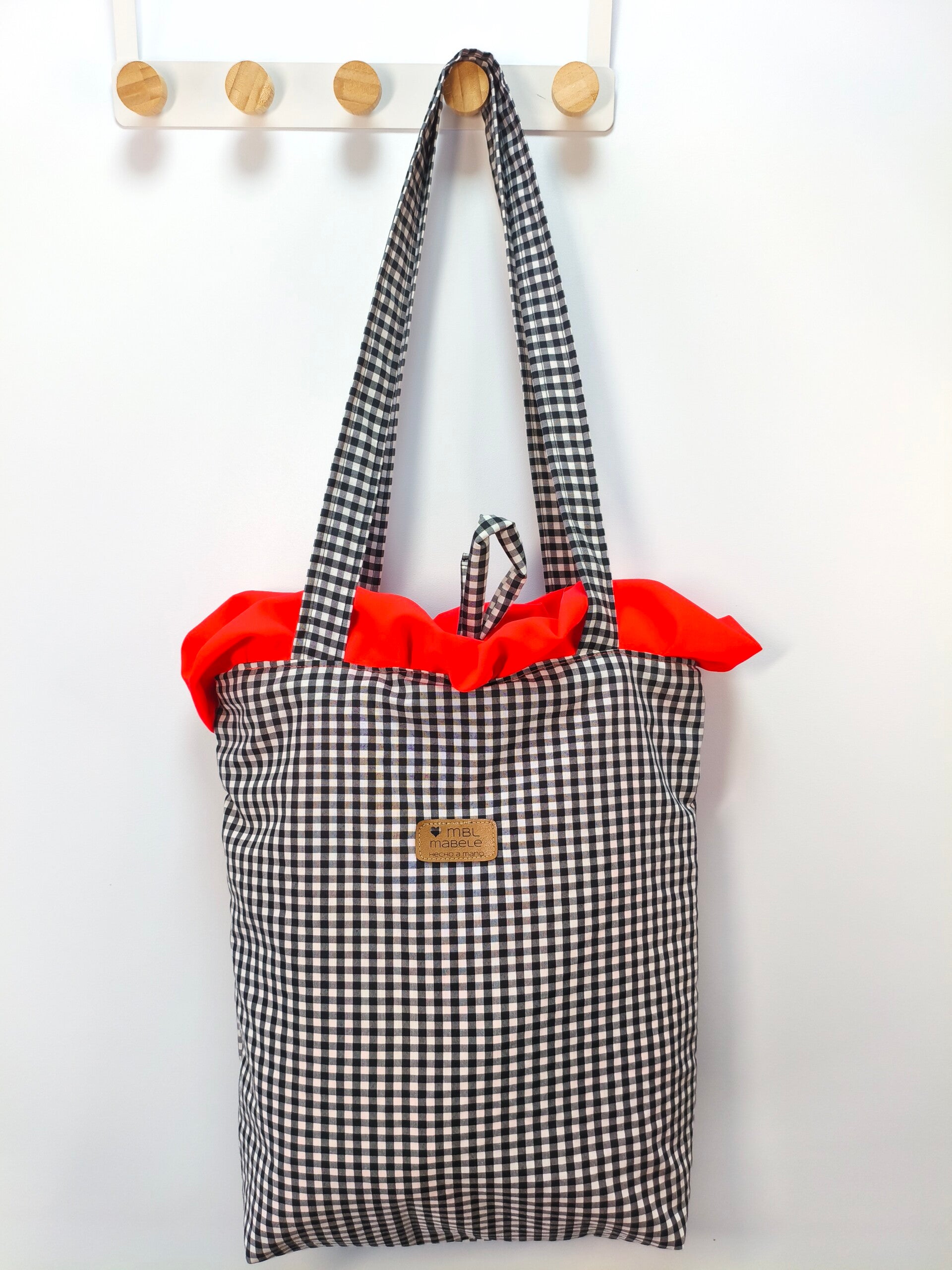 Bolso tote con volante