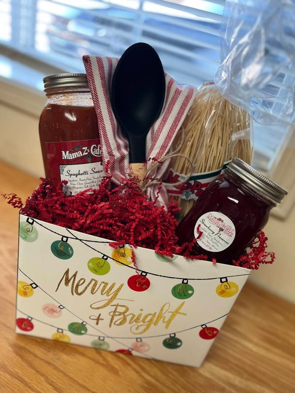 3 Piece Christmas Basket w/ Jelly