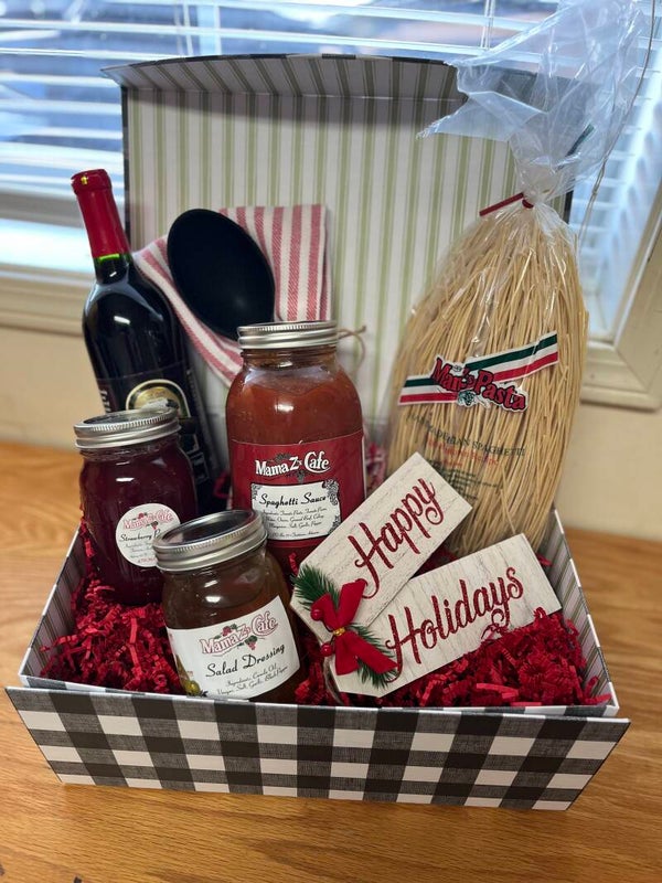 5 Piece Christmas Basket