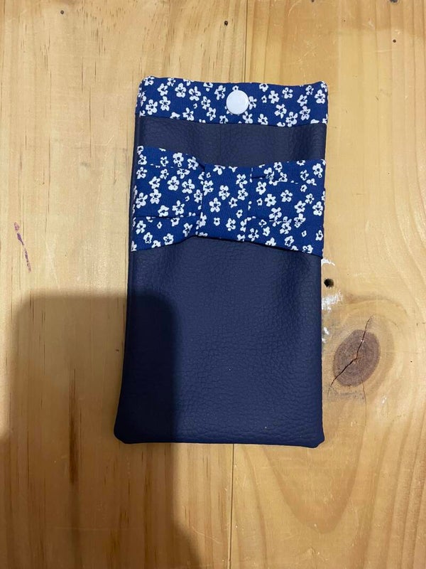Etui à lunettes bleu marine