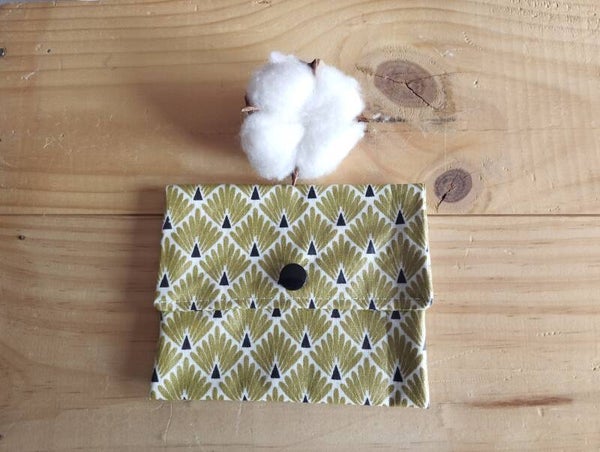 Pochette à savon dorée et noire