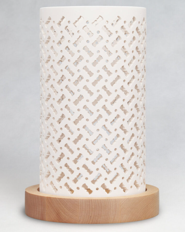 Keramiklampe mit industriellem Gittermuster H 25,5 cm