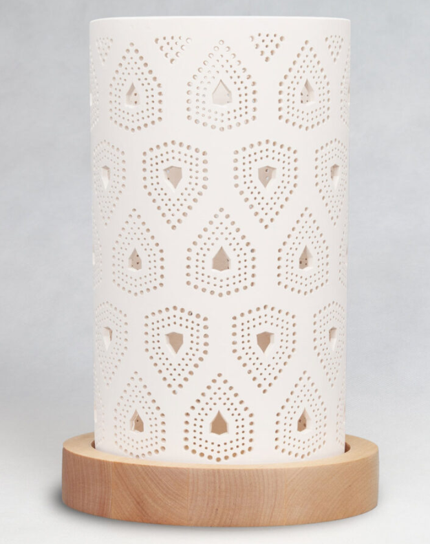 Keramiklampe mit Schildornament H 26 cm