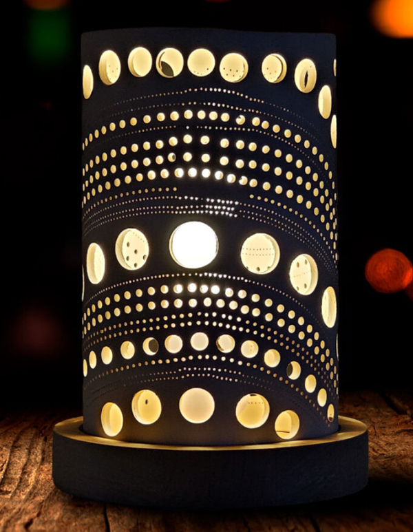 Keramiklampe mit Wüstenlinien-Motiv 24 cm