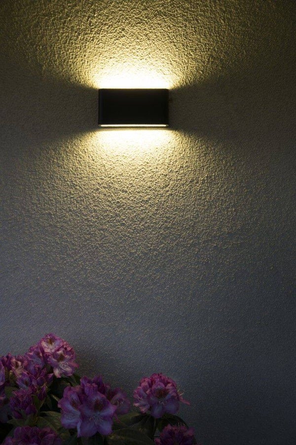 Schlanke Fassadenlampe 9 cm