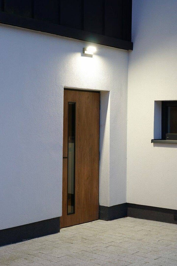 Sensor-Außenlampe Modern H 8 cm