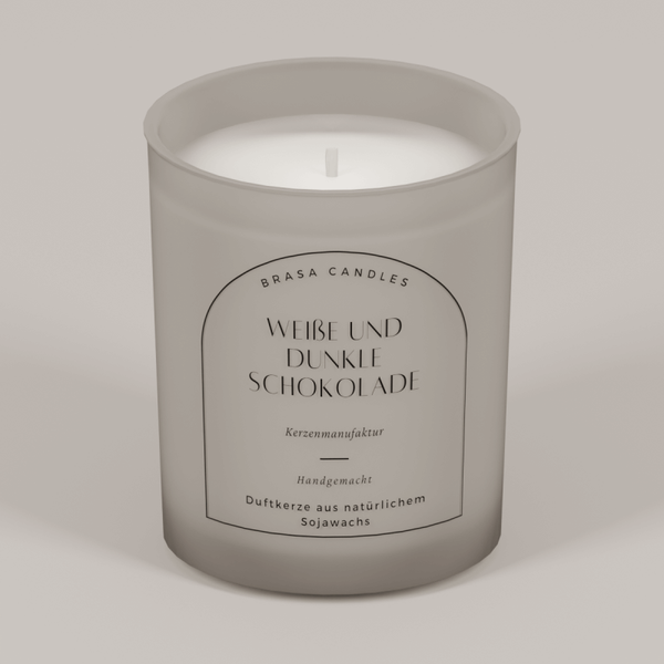 Sojawachskerze „Weiße & Dunkle Schokolade“ im Glas 245 ml – Graumattes Design mit Bambusdeckel