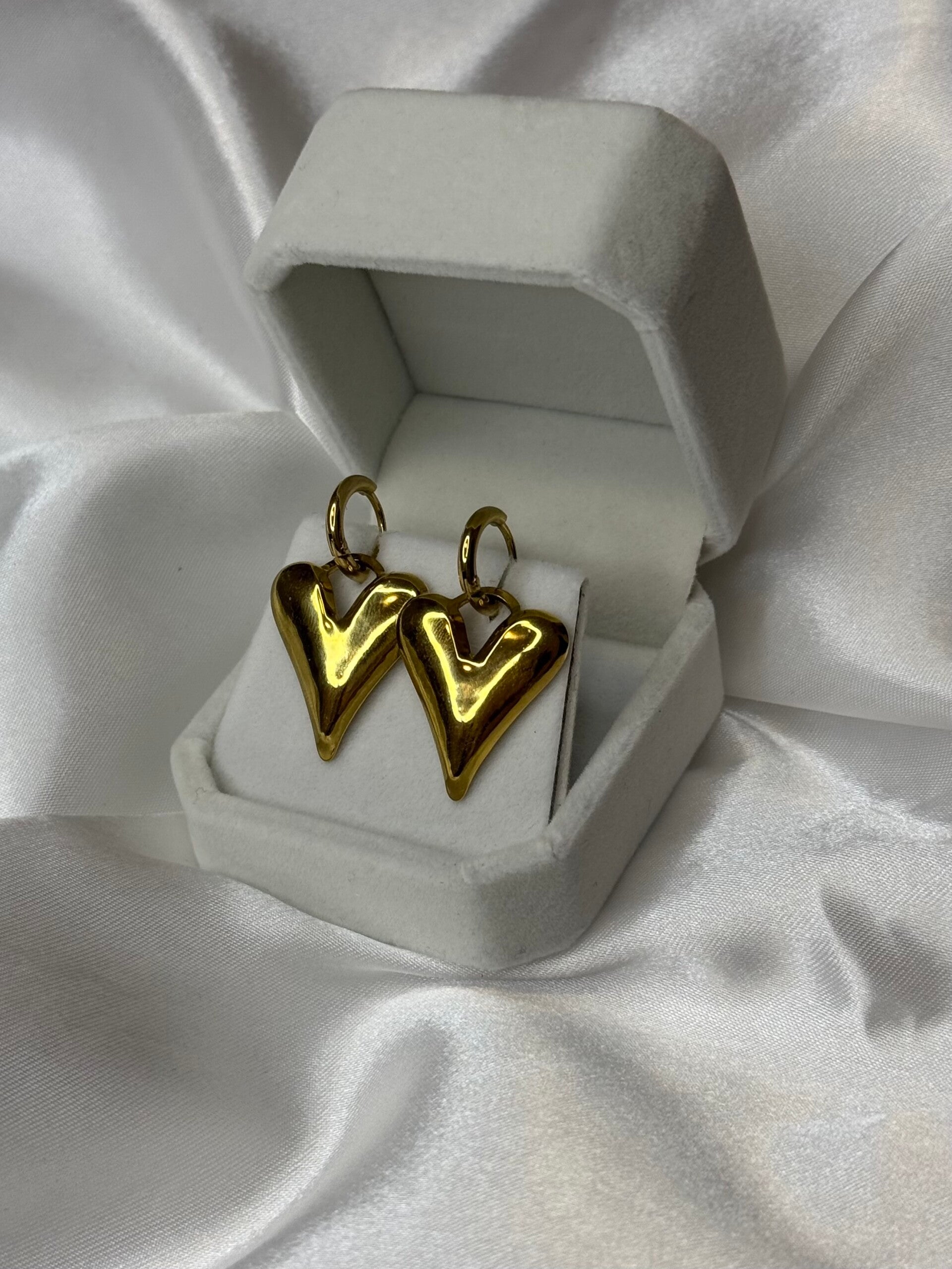 Big heart oorbel - Goud kleur