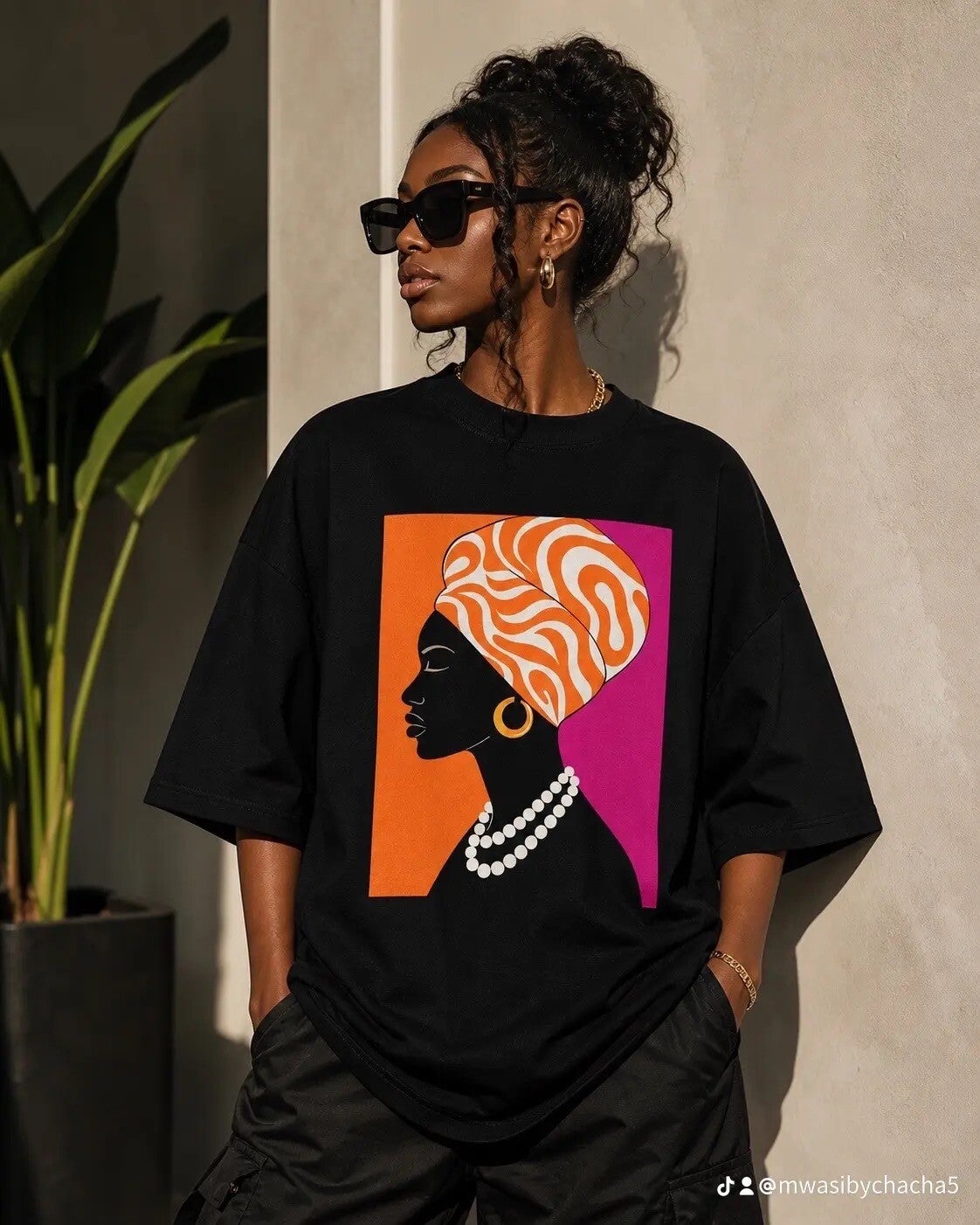 Oversized Headwrap Queen t-shirt