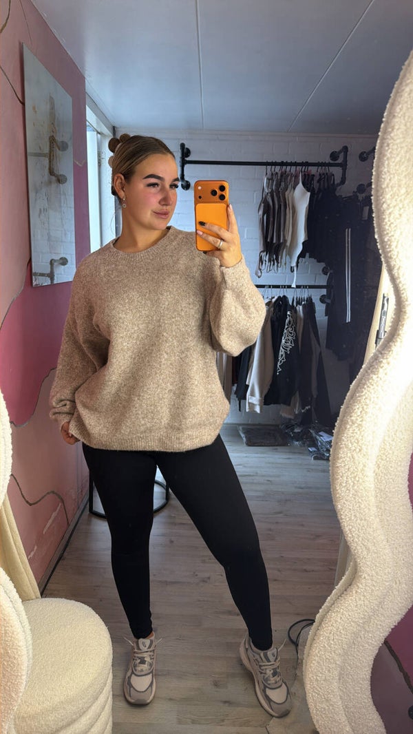 Olivia sweater taupe