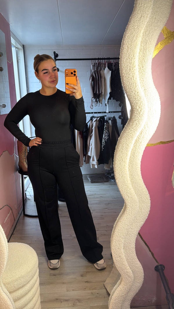 Jogger by Swan black