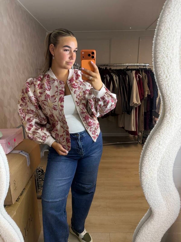 Flower bomber rood