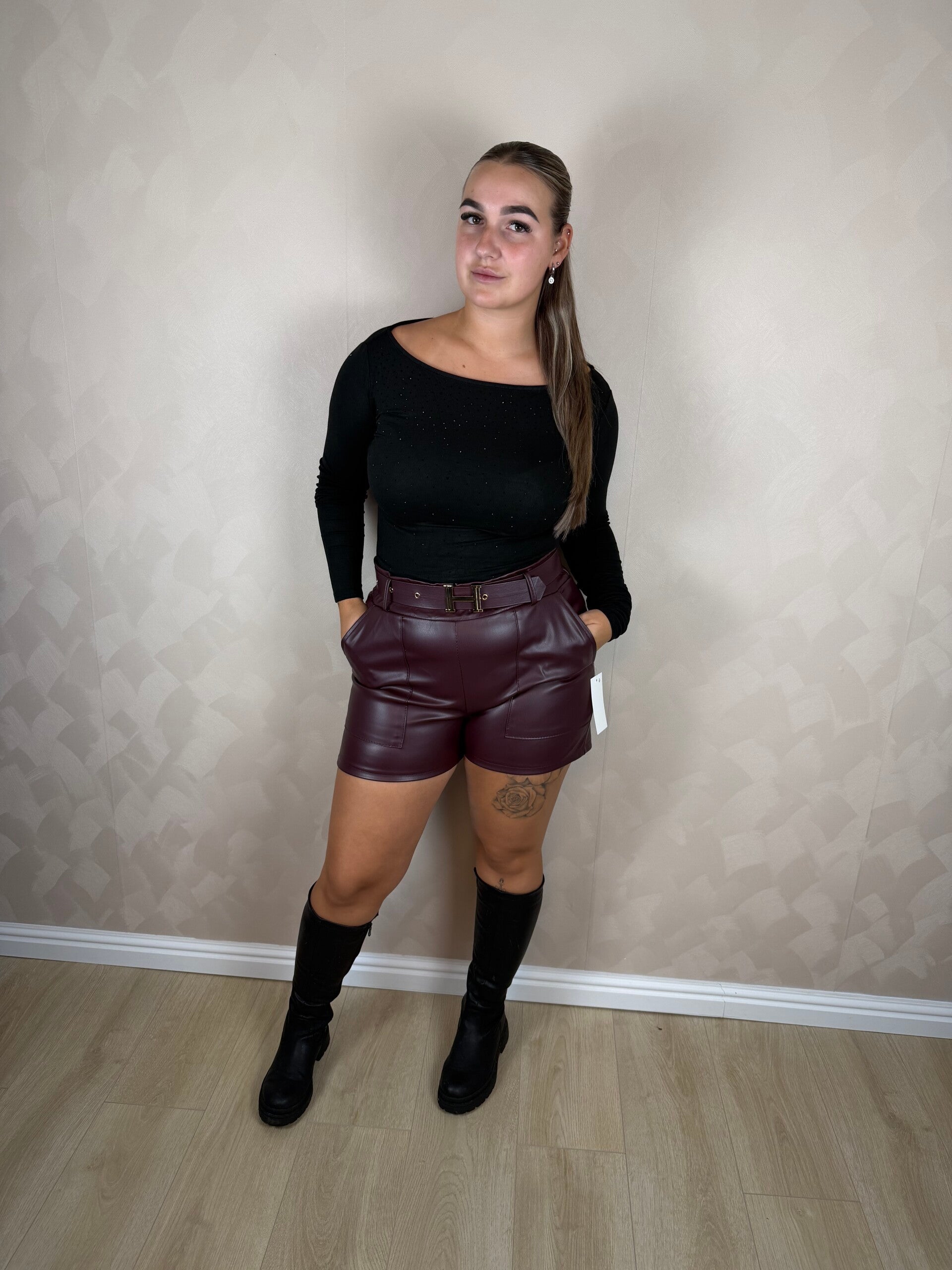 By Swan glitter top black