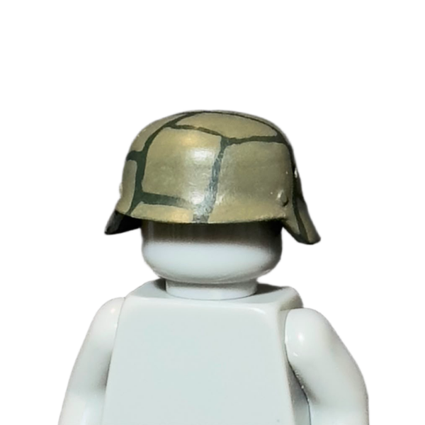 WW|| German Camouflage Stahlhelmet