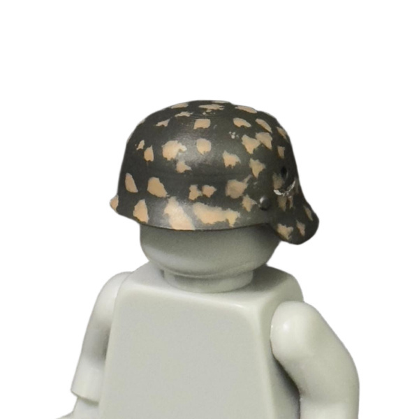 WW|| German Luftwaffe Camoulflage Stahlhelmet