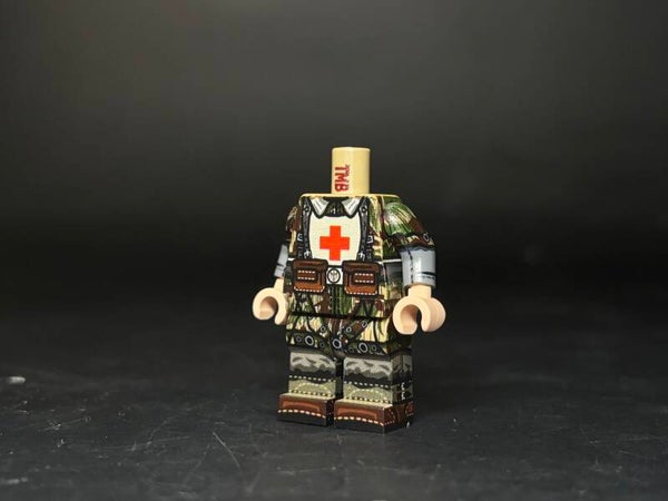 WW|| German Zehltban Splinter Dark Tan (Medic)