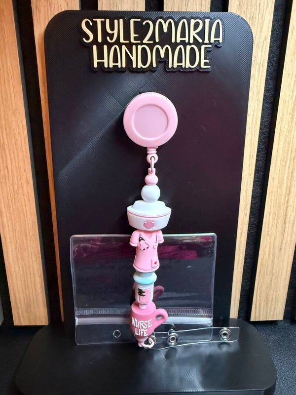 badge houder wit met licht roze