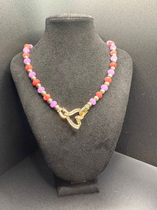 5 paars en roze met hart