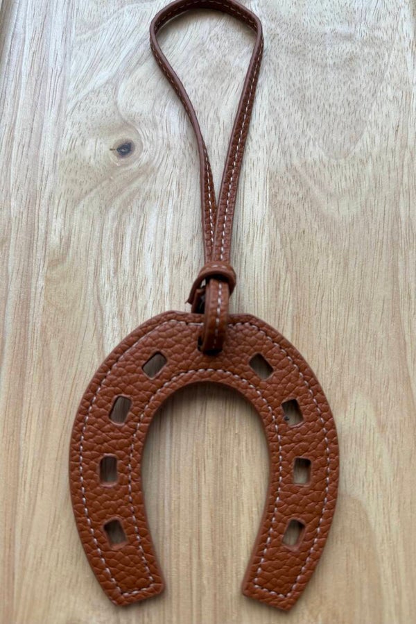 hoef ijzer bruin