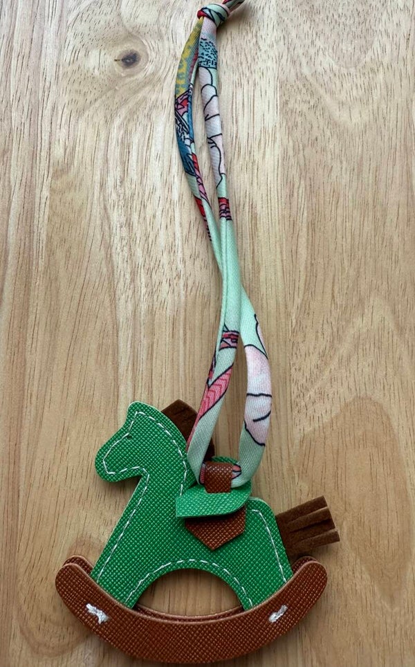 hobbel paardje groen